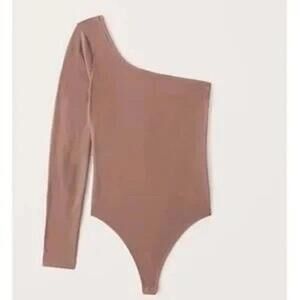 Lelis Women's One Shoulder Ribbed Bodysuit Beige M Casual